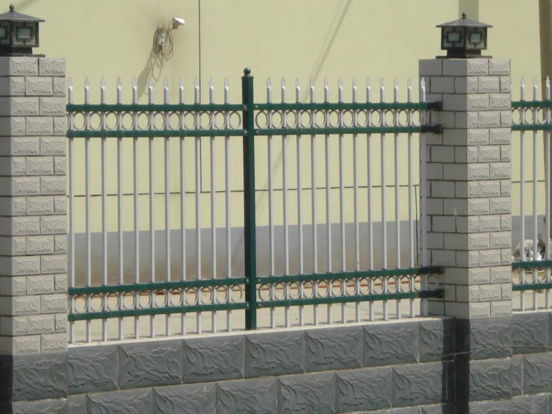 院子围墙锌钢护栏