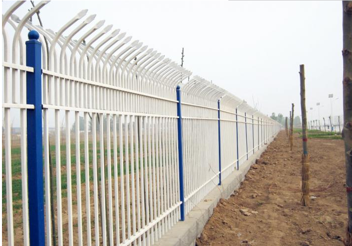学校围墙锌钢护栏