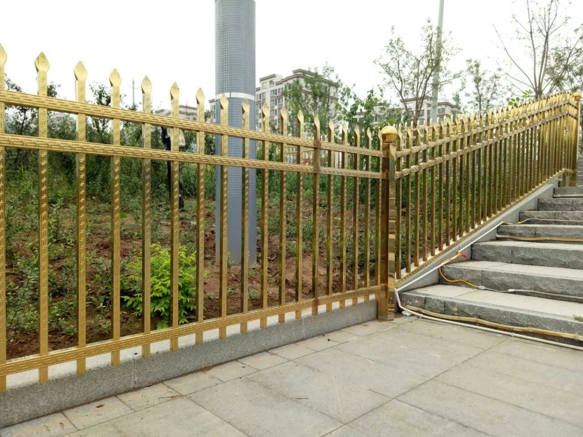 上海北京焊接铁艺护栏发货通知 图片1